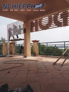 lắp đặt biển tại Xứ Đoài Hotel
