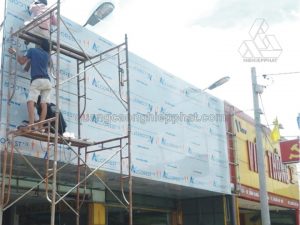 biển alu ngoài trời