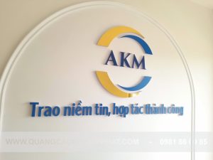 báo giá làm logo dán tường giá rẻ