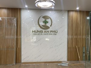 làm logo backdrop văn phòng giá rẻ đẹp tại Hà Nội