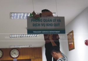 làm bienr treo dây xích tại hà nội