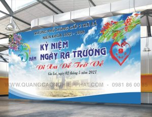 in bạt làm background sự kiện 